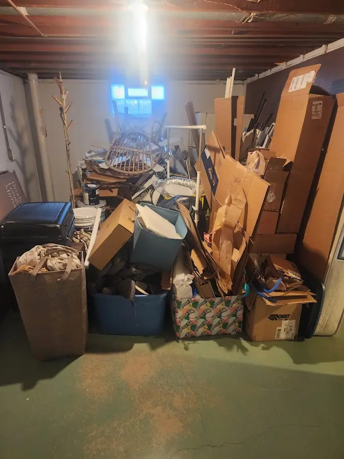 Roll-off dumpster container at job site for Construction Dumpster Rental in Des Plaines